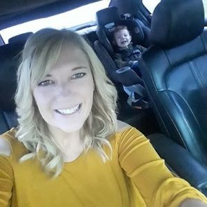 Meet your Posher, Carrie